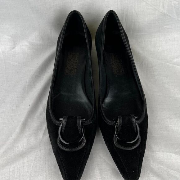Salvatore Ferragamo Women’s kitten Heels Black Size 10 Buckle Suede Pointed Toe - Picture 1 of 7